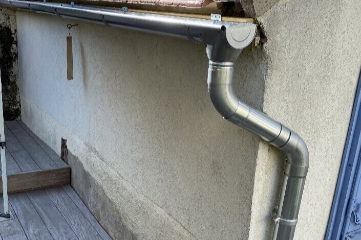 Pose et nettoyage de gouttières Blois